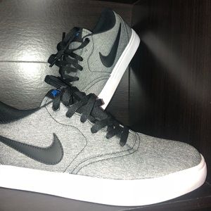 Brand New Nike SB Check Solarsoft